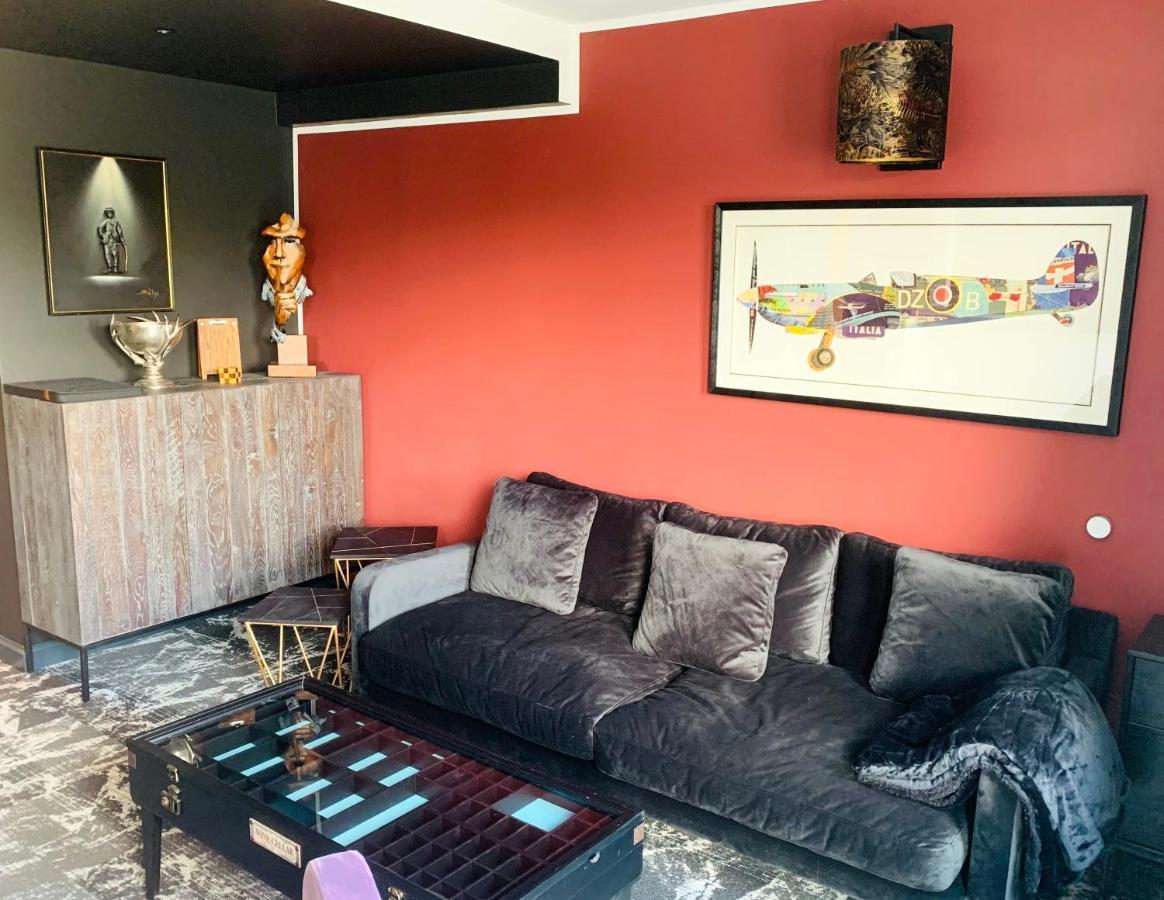 Besotel Mettmann-Schicke Fewo Oder Apartments Naehe Golfplatz Gruiten Und Neandertal Mit Glasfaser Wlan Und Parkplatz-Viele Schlafzimmer Mit Bad En Suite 外观 照片