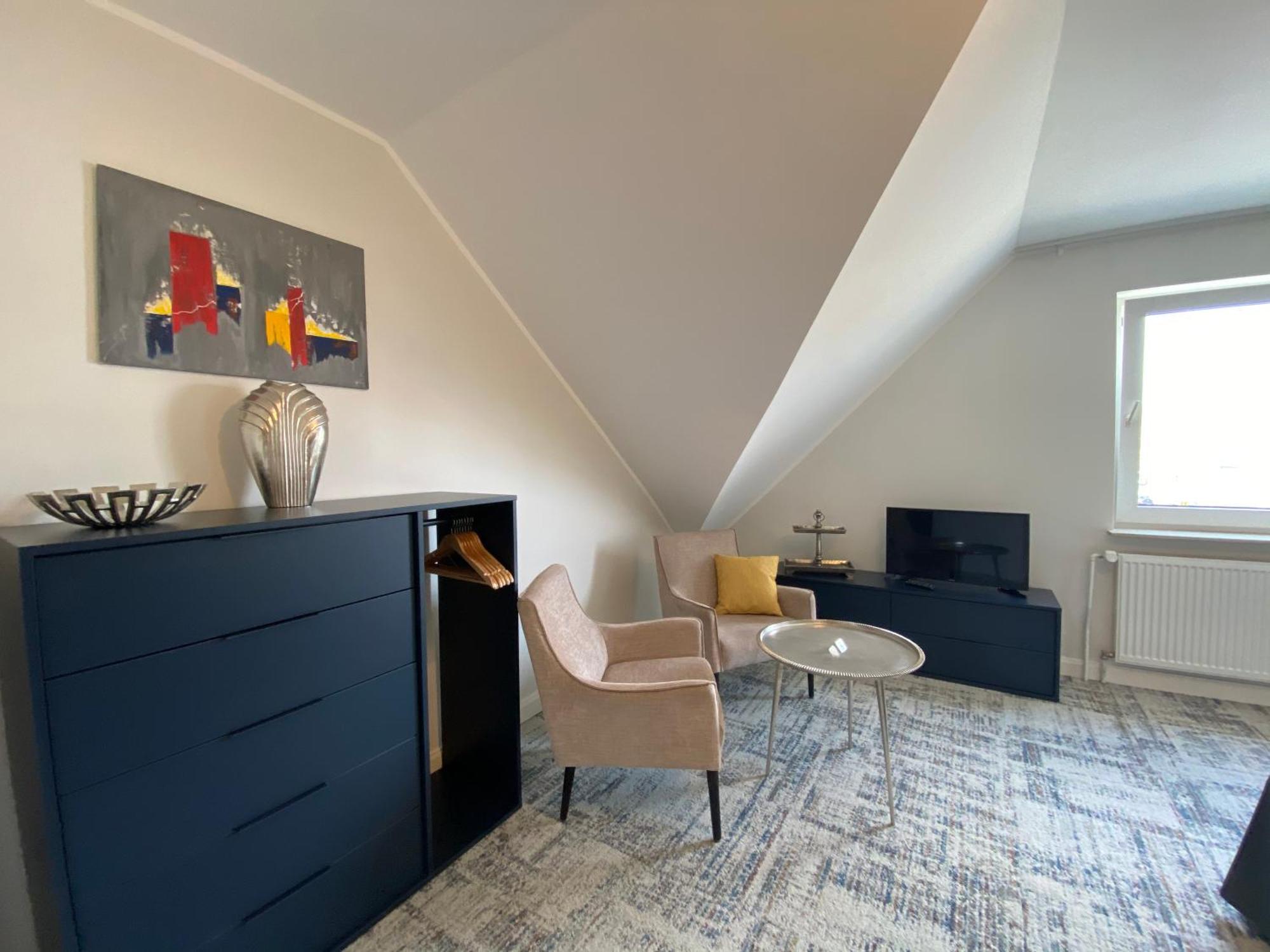 Besotel Mettmann-Schicke Fewo Oder Apartments Naehe Golfplatz Gruiten Und Neandertal Mit Glasfaser Wlan Und Parkplatz-Viele Schlafzimmer Mit Bad En Suite 外观 照片